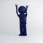 moving II | blue's | ceramic, pigment | 24 x 6 x 4,5 cm | private collector
